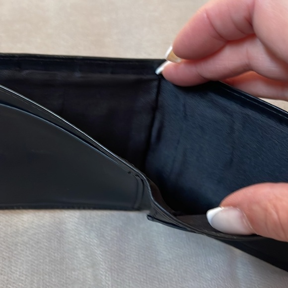 Wallet - Picture 4 of 4